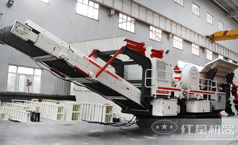 流動式石子粉碎機：履帶液壓驅動，遙控一鍵行走