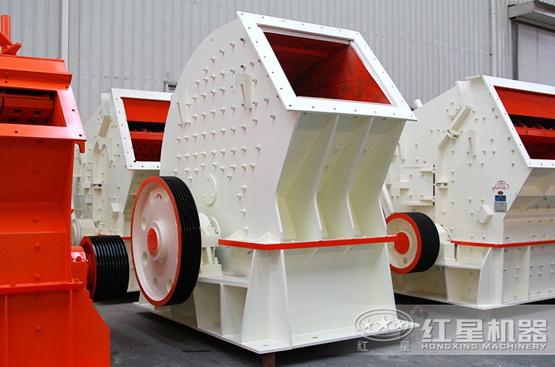 錘式破碎機(jī)，可實(shí)現(xiàn)一次成型，粒度均勻