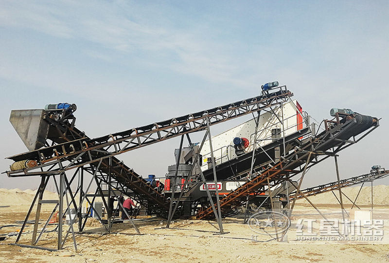 輪胎圓錐移動破碎機(jī)現(xiàn)場，單機(jī)作業(yè)，效能高節(jié)能